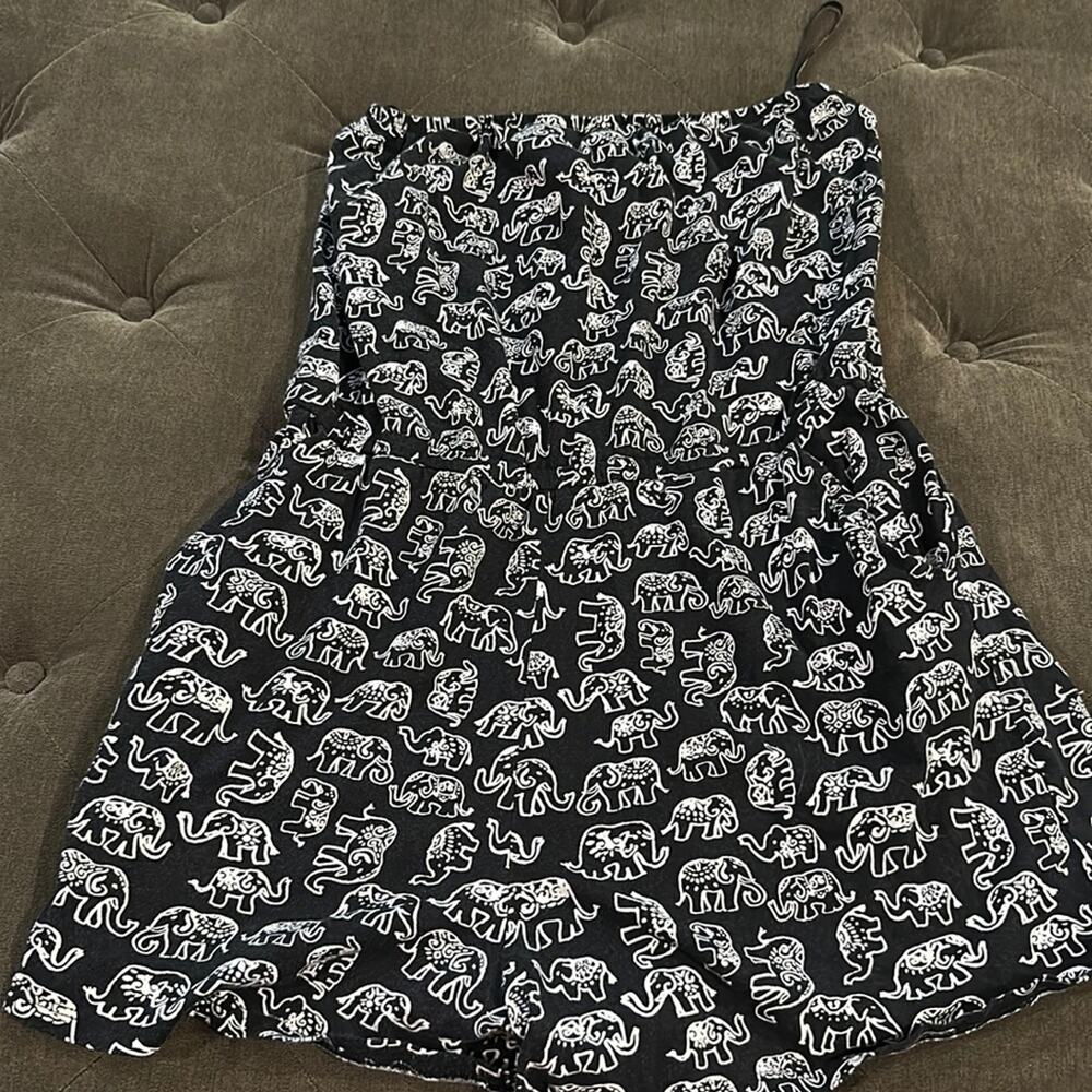 Forever 21+ elephant romper size 0X